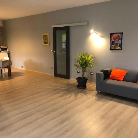 Апартаменты "La Bella Della Cappuccina" Casa Con Parcheggio Interno Gratuito Домодоссола Экстерьер фото