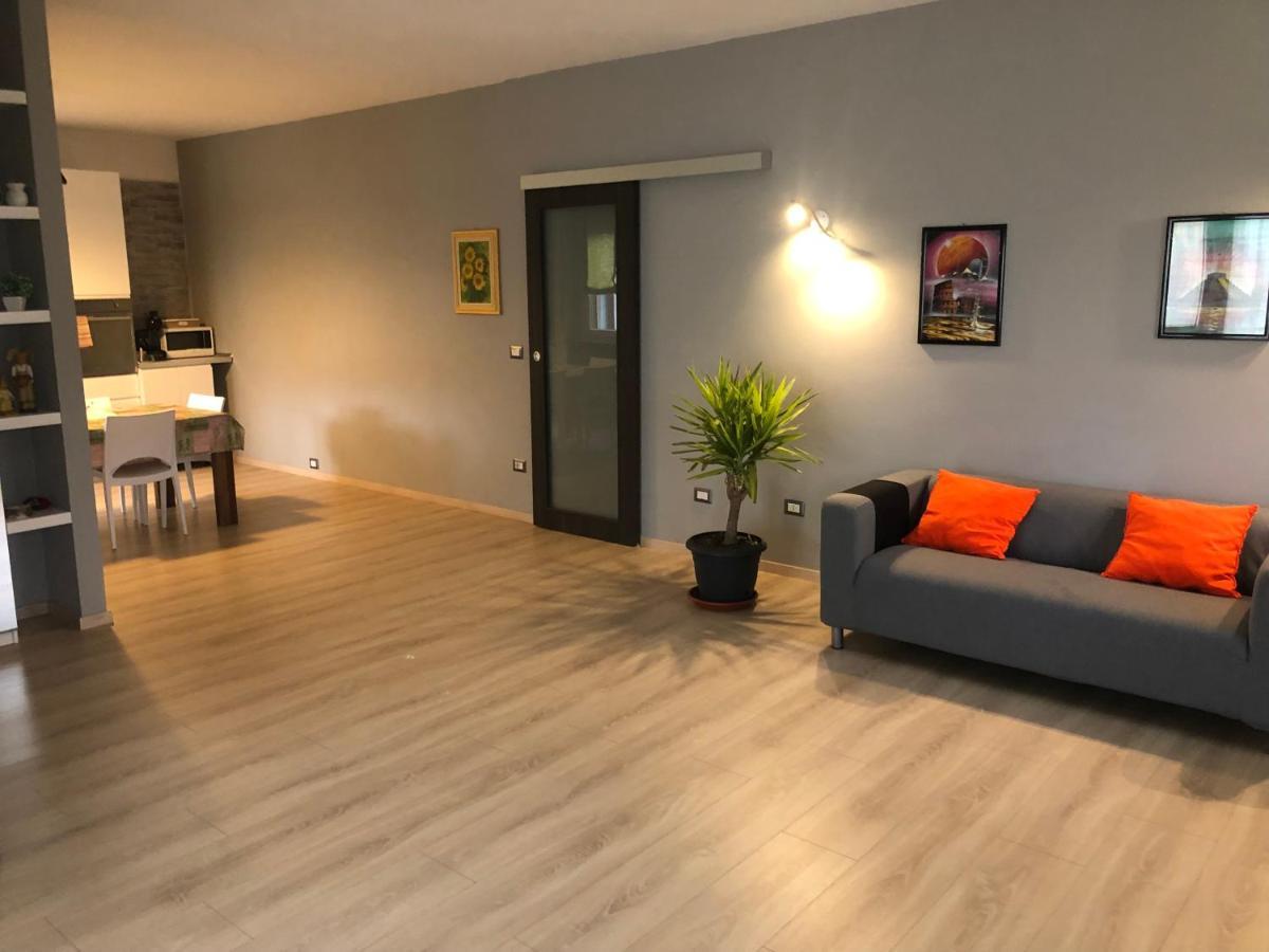Апартаменты "La Bella Della Cappuccina" Casa Con Parcheggio Interno Gratuito Домодоссола Экстерьер фото